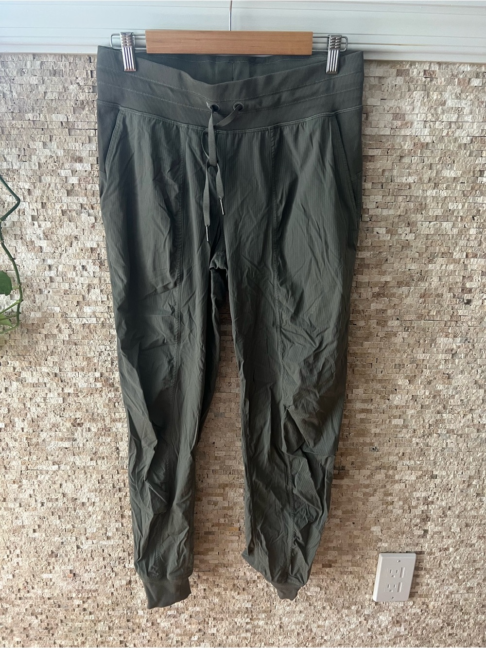 Lululemon Dance Studio Mid-Rise Joggers